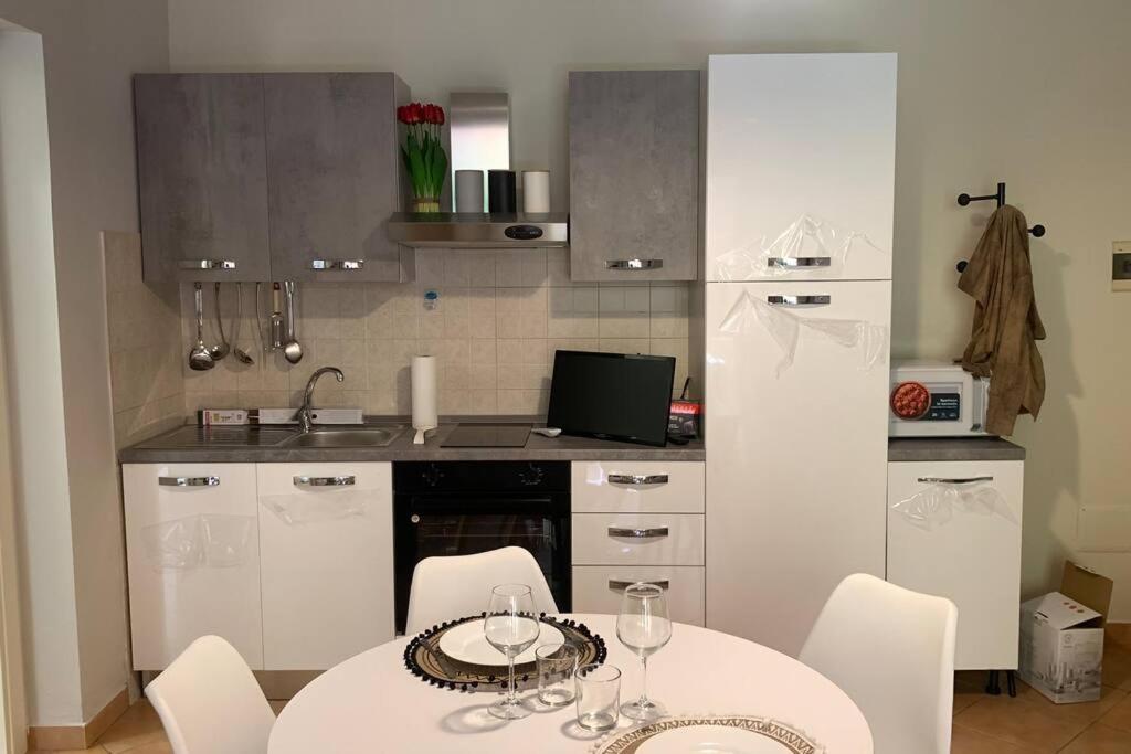 Nest House - Esclusivo Appartamento Marina Di Olbia- Mater Olbia - Beaches - Close To The Airport - Private Parking- Full Comforts - Exterior photo
